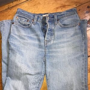 Levi's Wedgie Fit Jeans Size 24